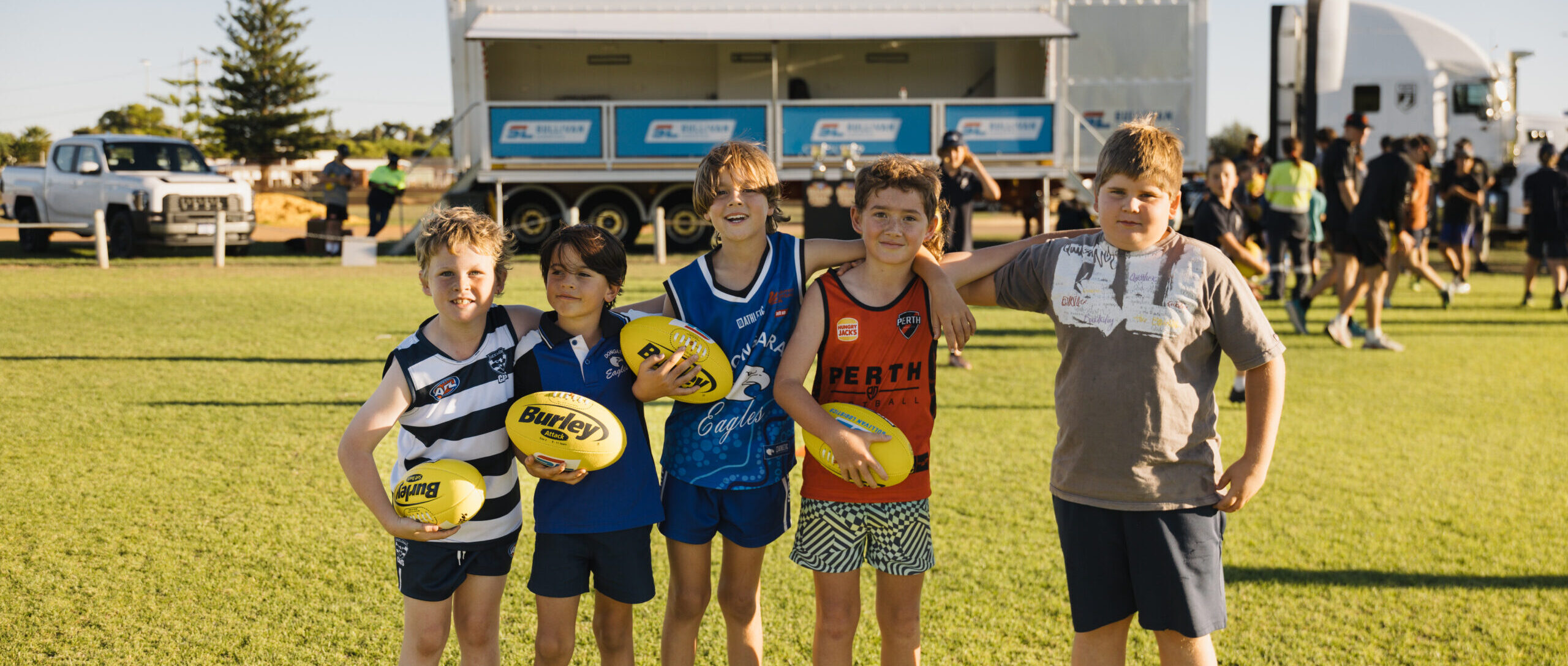 Sullivan Logistics WAFL Trophy Tour hits Dongara